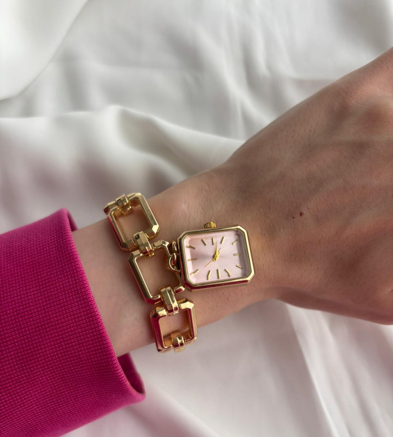 Dikdörtgen Kasa Şık Halka Saat