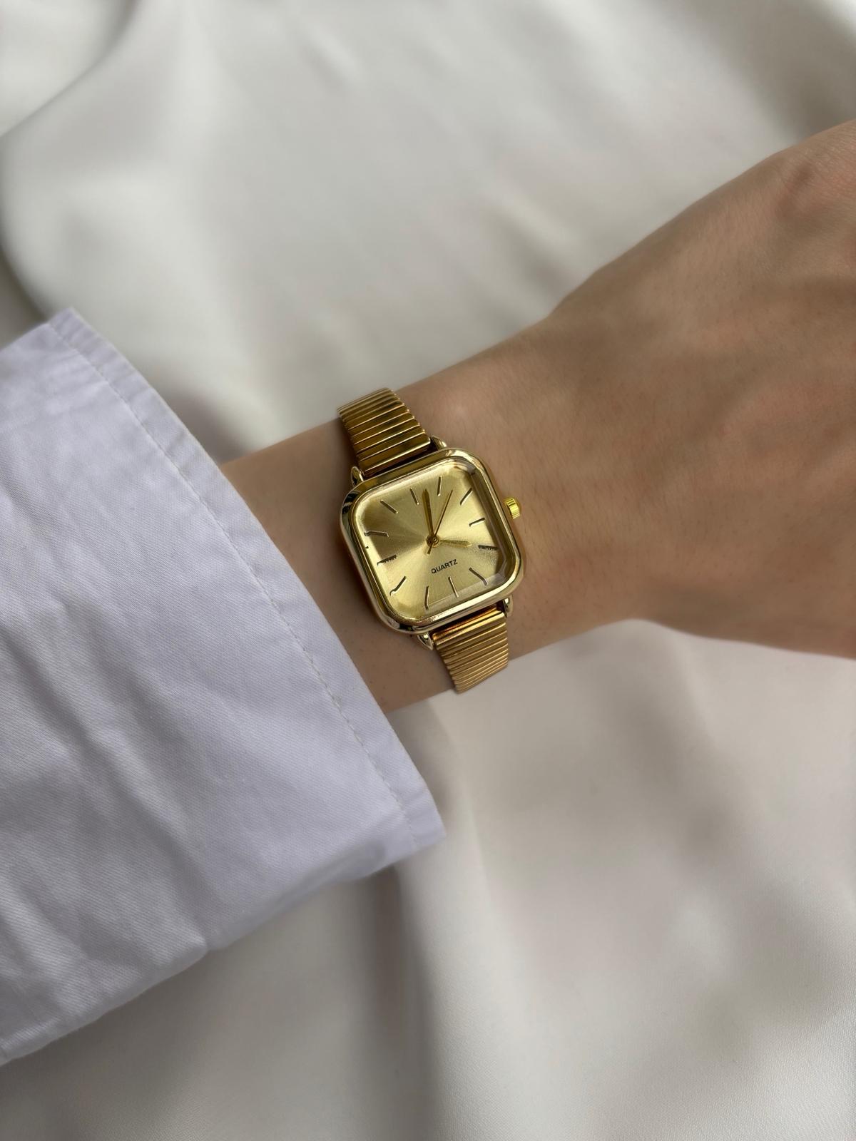 Vintage Kare Kasa Yeni Çelik Kordon Kadın Saat