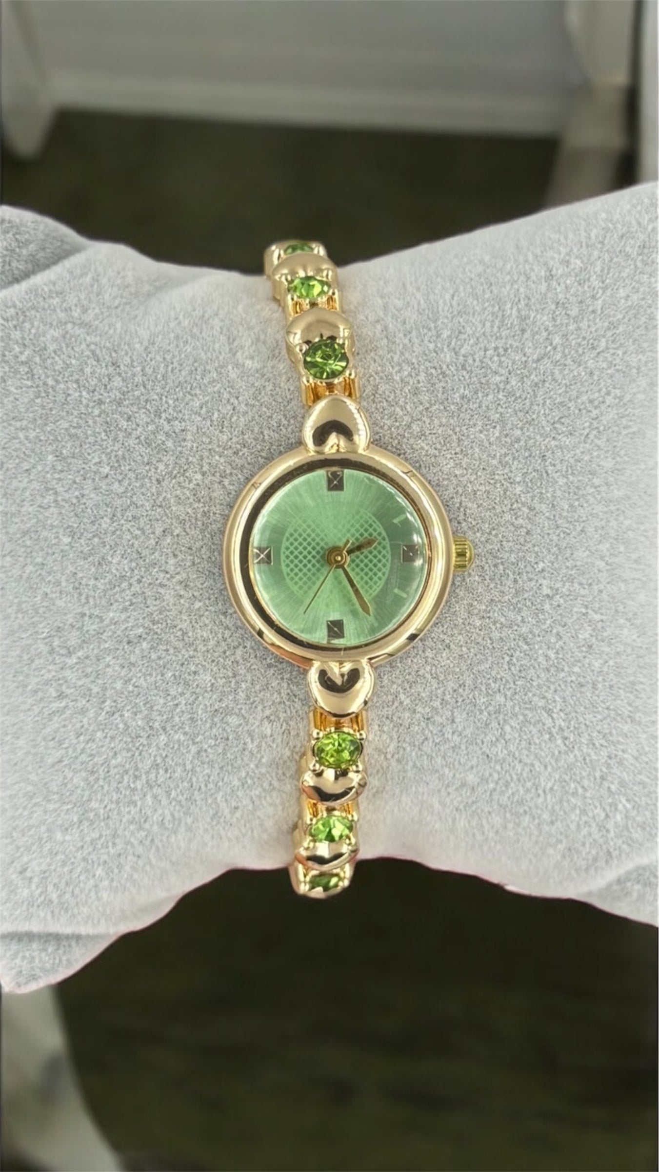 Kalp Tasarım Taşlı Coquette Saat