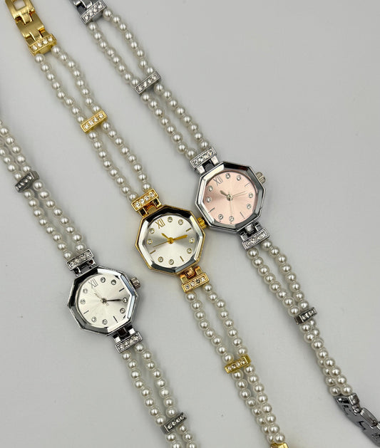 Sekizgen İncili Saat