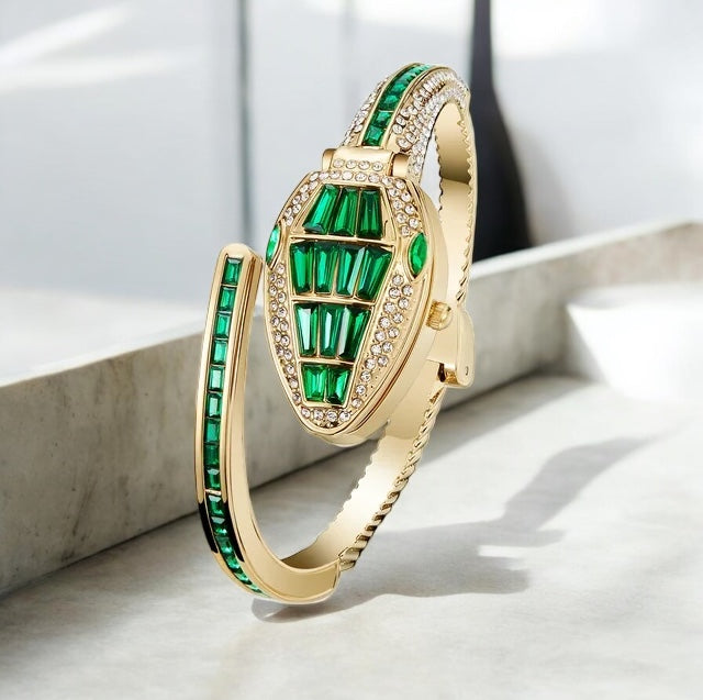 Yılan Kapaklı Kelepçe Saat