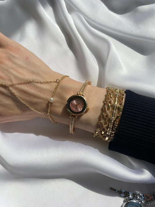 Felicia Kelepçe Saat