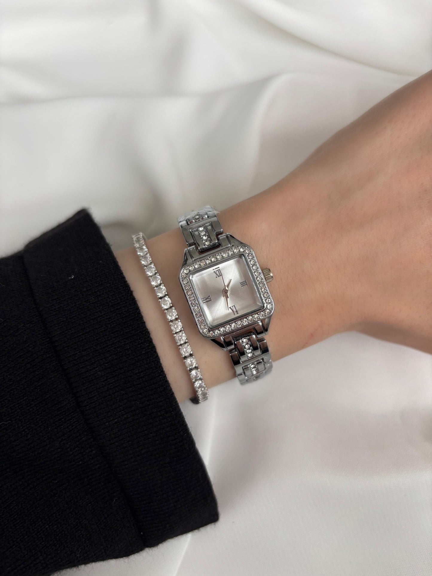 Celeste Taşlı Saat