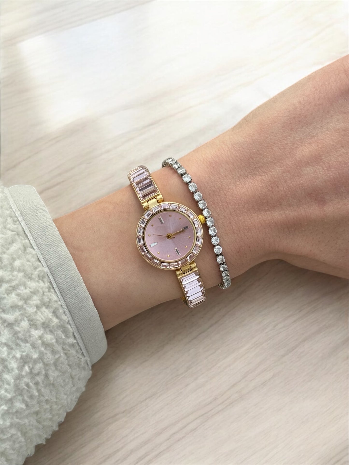 Aurelia Taşlı Keleçe Saat