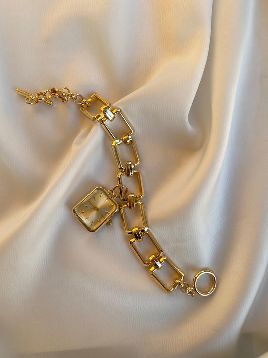 Dikdörtgen Kasa Şık Halka Saat