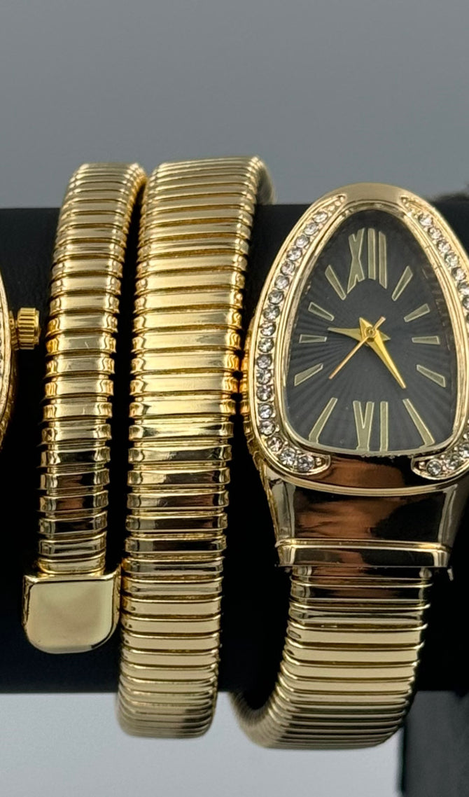 İnce Yılanlı Saat