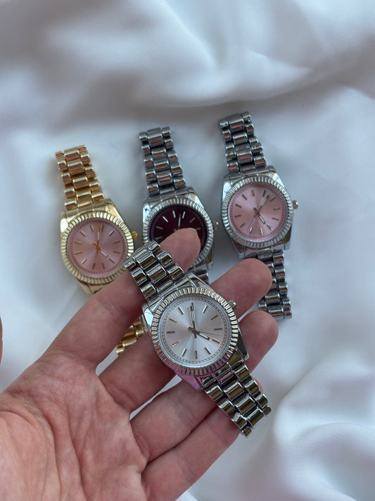 Maia Model Klasik Bayan Saat