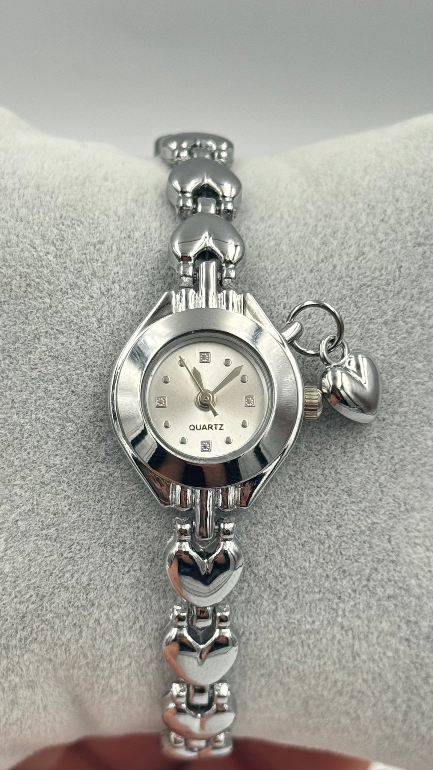 Kalp Tasarım Charmlı Saat