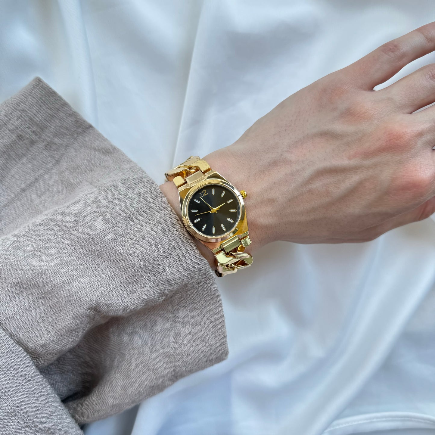 Zincir Tasarımlı Kadın Saat