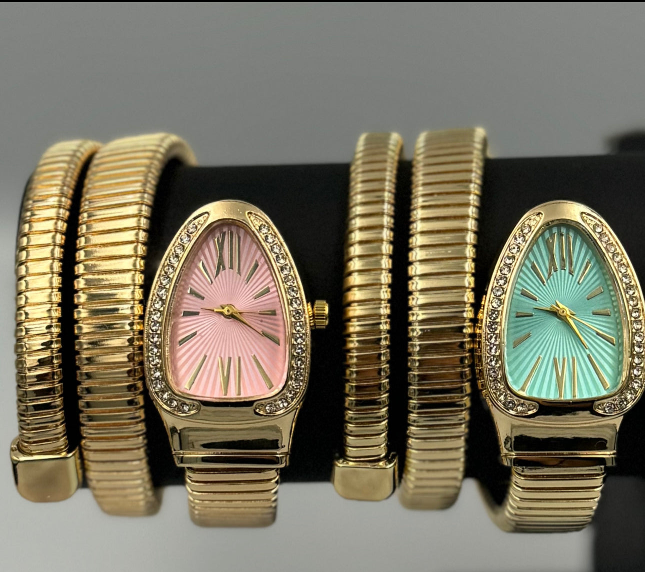 İnce Yılanlı Saat