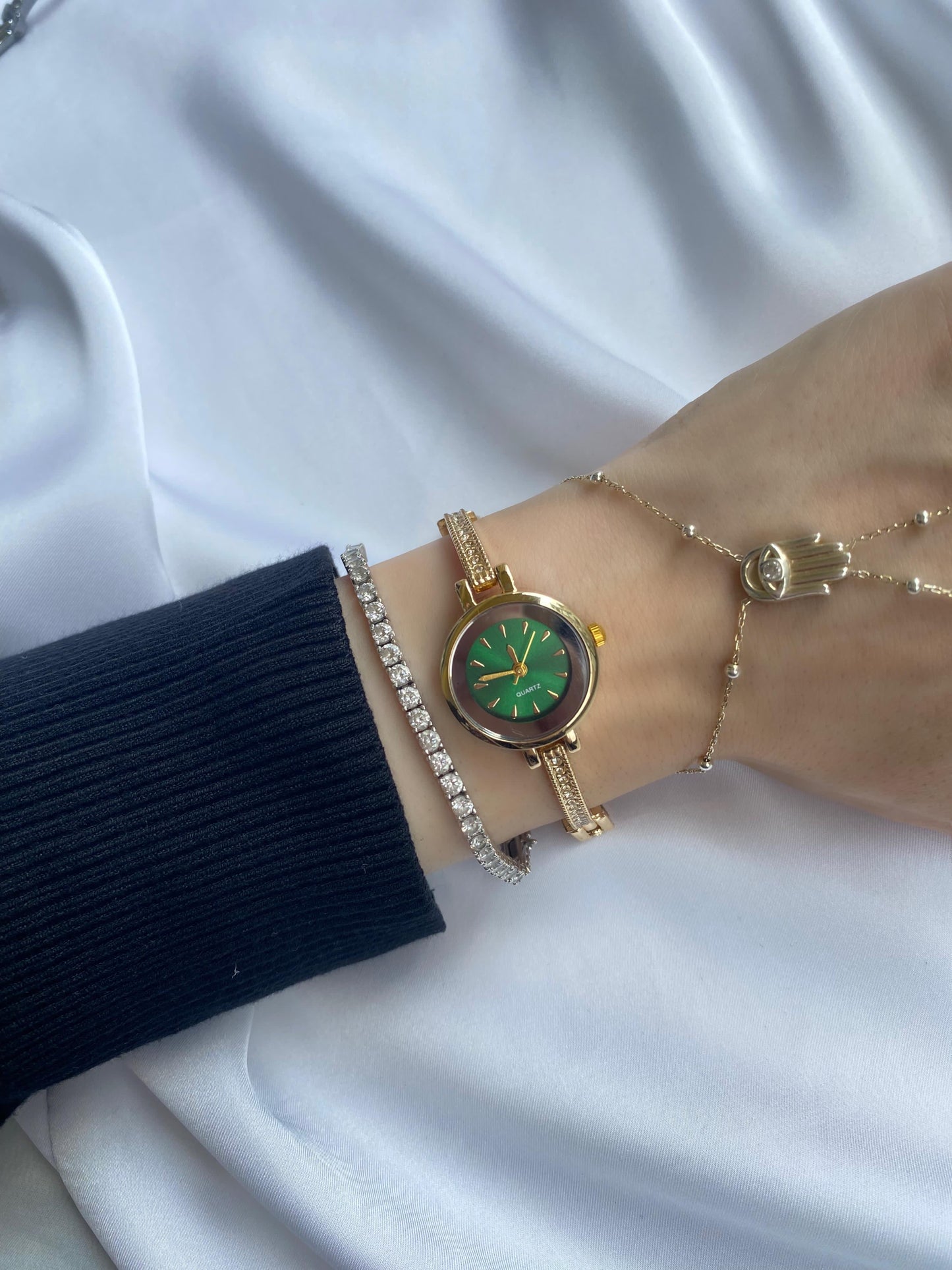 Felicia Kelepçe Saat