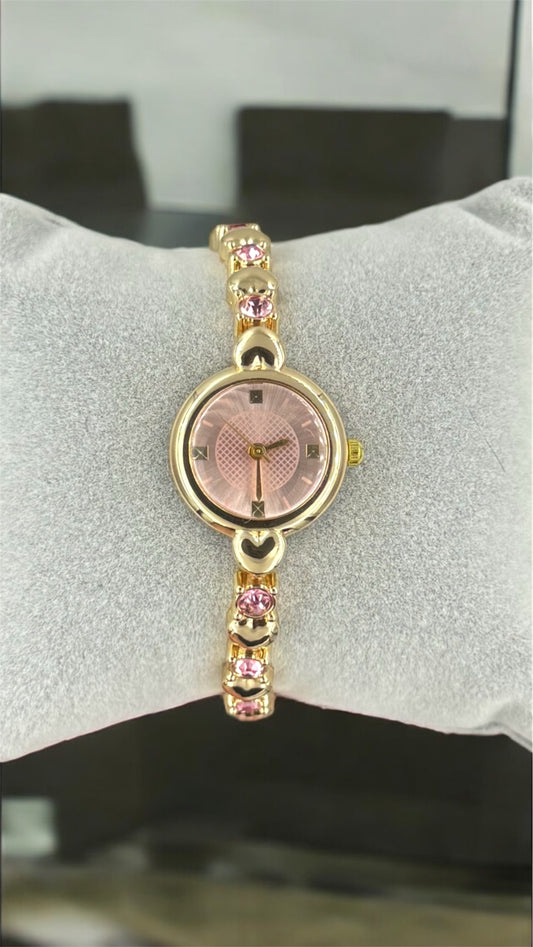 Kalp Tasarım Taşlı Coquette Saat
