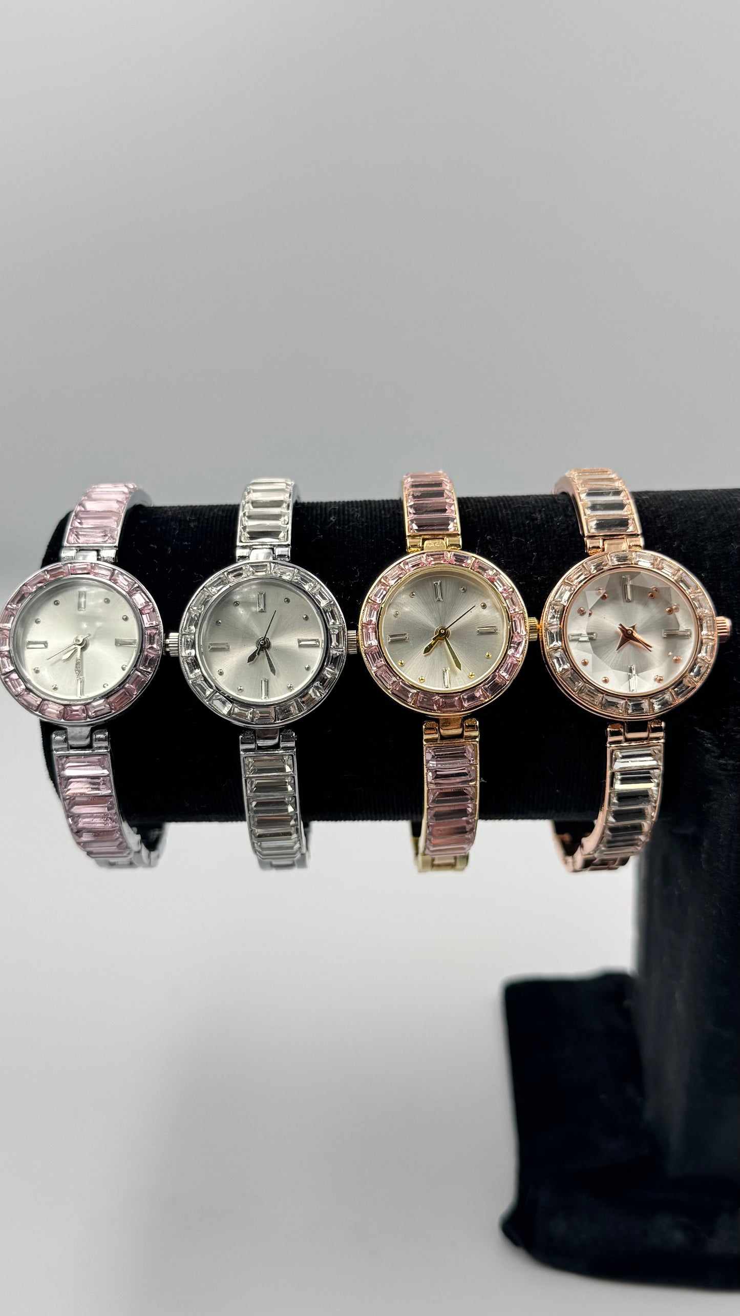 Aurelia Taşlı Keleçe Saat