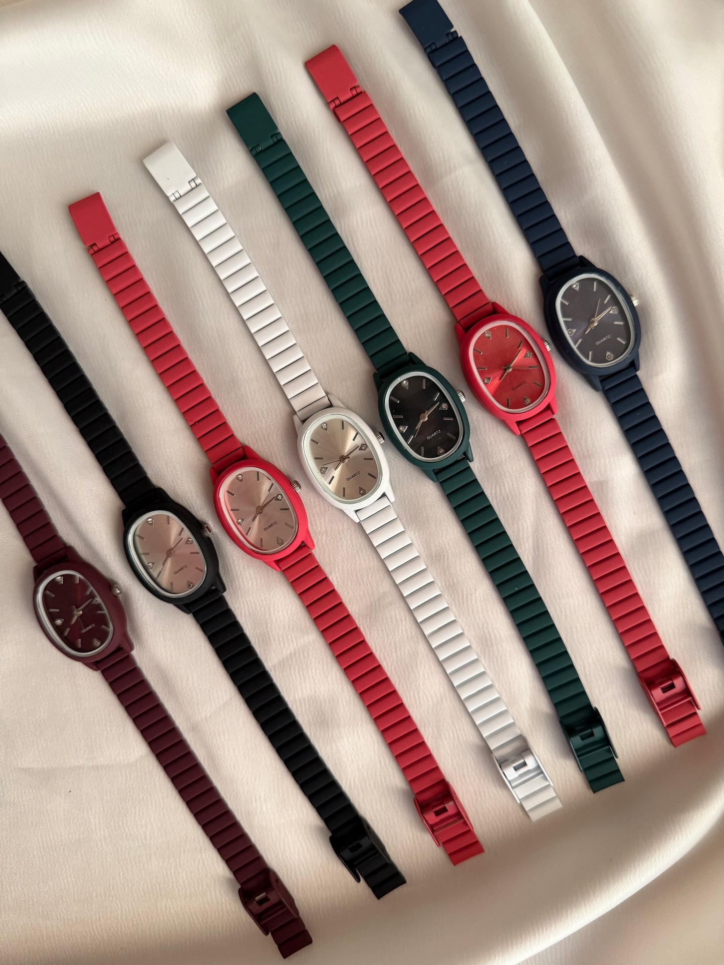 Yeni Sezon Oval Colors Saat